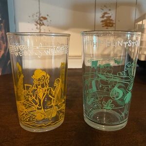 Vintage Flintstones and Howdy Doody Glasses 1950’s 1960’s Collector Set of 2